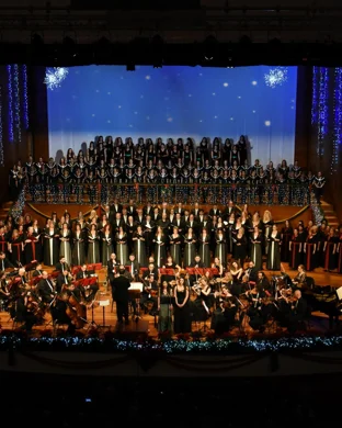 Cirque Musica Holiday Wonderland